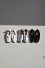 [PRE-ORDER] 2019 FLAT SHOES
